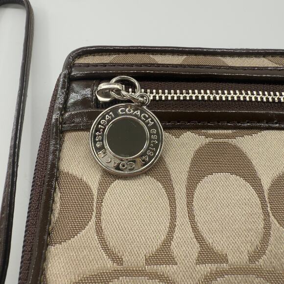 Coach Signature Brown Canvas Leather Zip Wristlet Wallet Clutch 8x4 - Picture 4 of 5